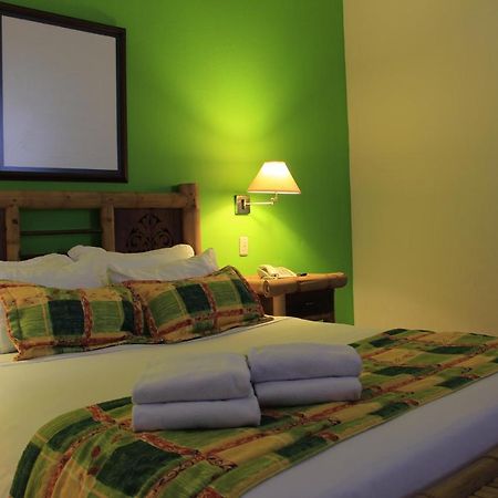 Armenia Hotel ภายนอก รูปภาพ