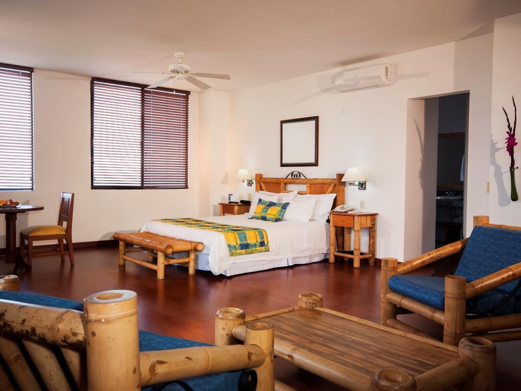 Armenia Hotel ภายนอก รูปภาพ