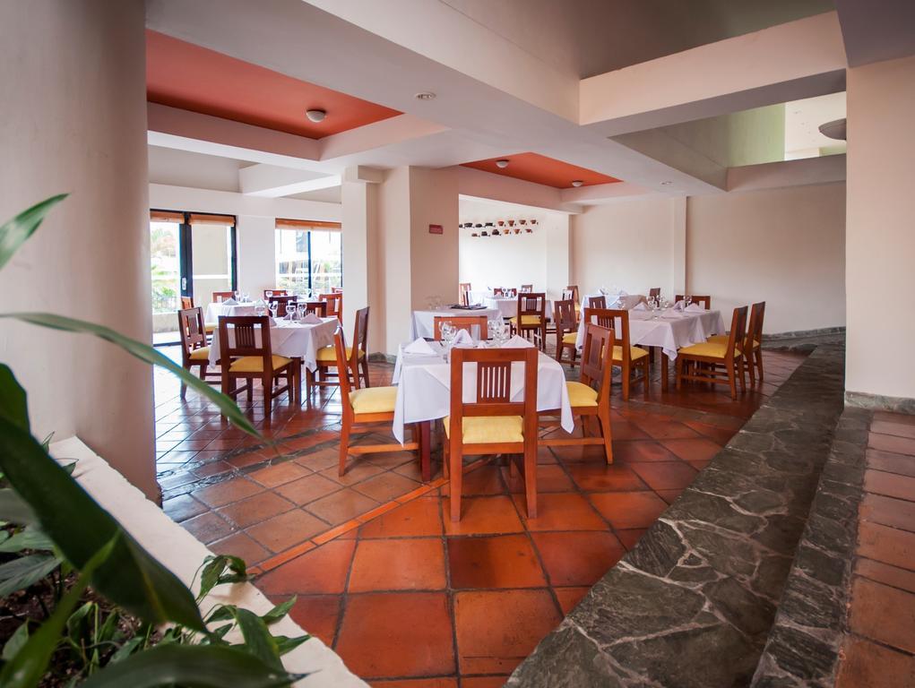 Armenia Hotel ภายนอก รูปภาพ