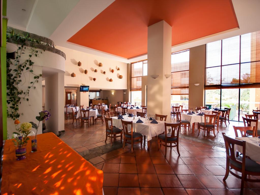 Armenia Hotel ภายนอก รูปภาพ