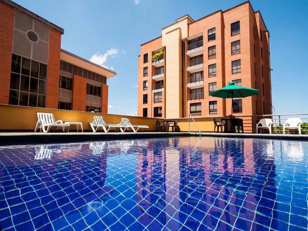 Armenia Hotel ภายนอก รูปภาพ