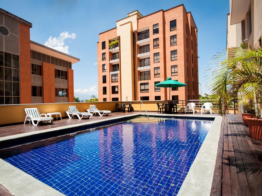 Armenia Hotel ภายนอก รูปภาพ