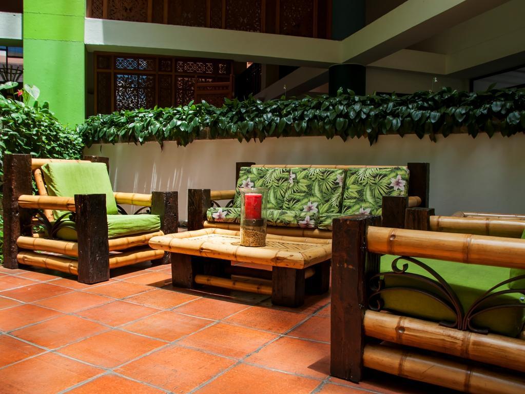 Armenia Hotel ภายนอก รูปภาพ