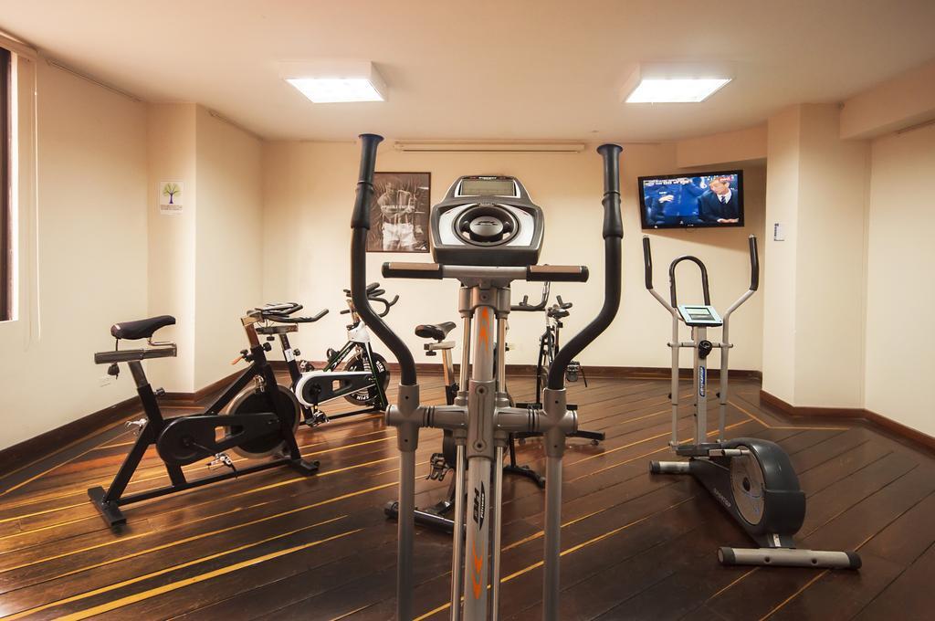 Armenia Hotel ภายนอก รูปภาพ