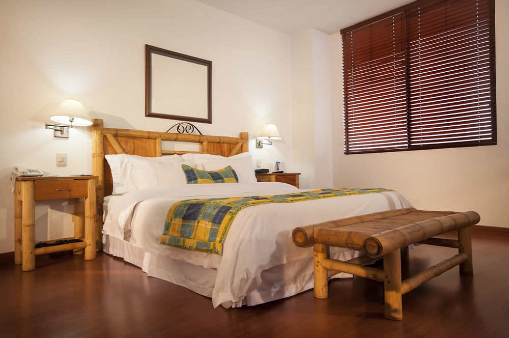 Armenia Hotel ภายนอก รูปภาพ