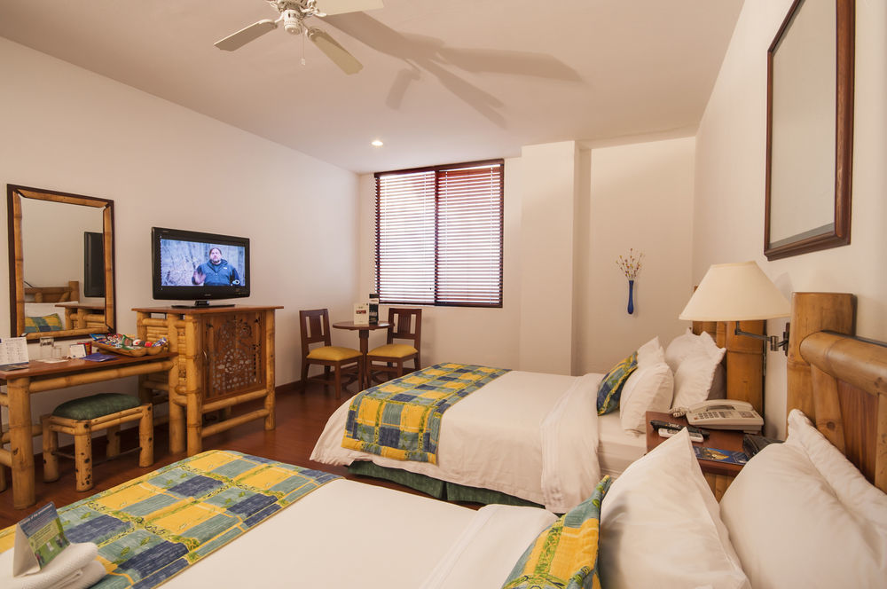 Armenia Hotel ภายนอก รูปภาพ